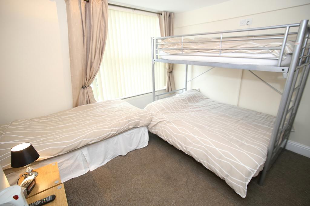 Soccer Suite Liverpool Oda fotoğraf