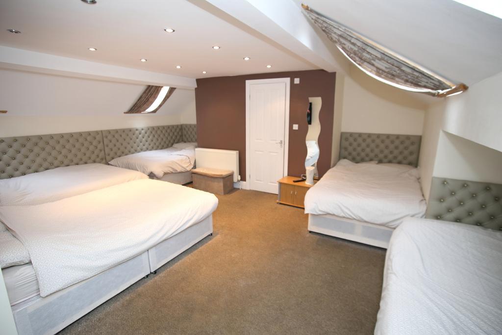 Soccer Suite Liverpool Oda fotoğraf