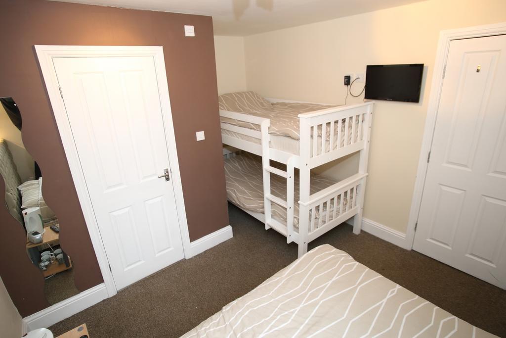 Soccer Suite Liverpool Oda fotoğraf
