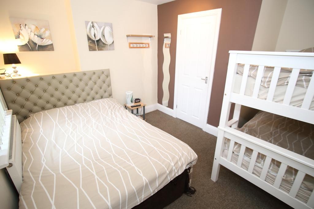 Soccer Suite Liverpool Oda fotoğraf